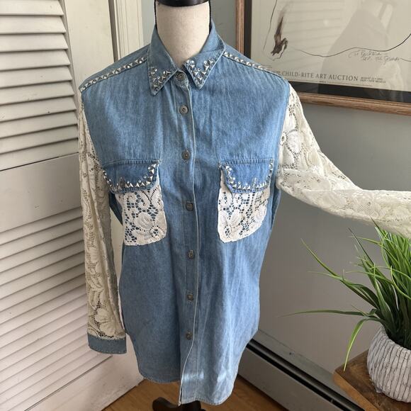 Vintage CACHE Shirt Womens Small Blue Chambray Studded Lace Sleeve 90s Western - Picture 3 of 15